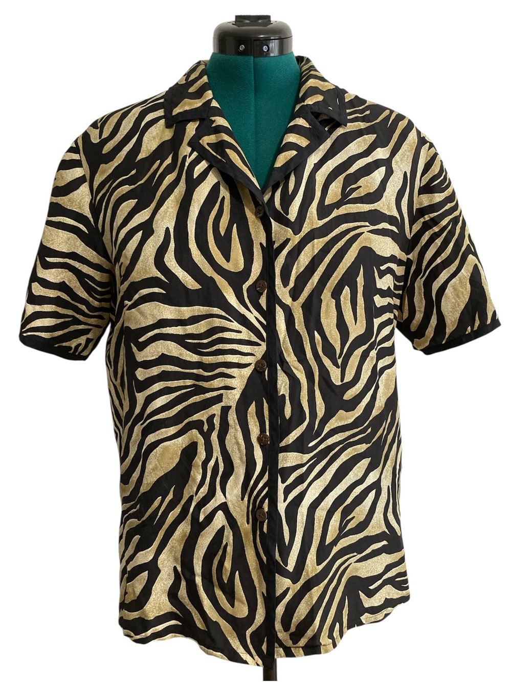 Vintage City Silk 100% Silk Zebra Print Short Sleeve Button Down Shirt